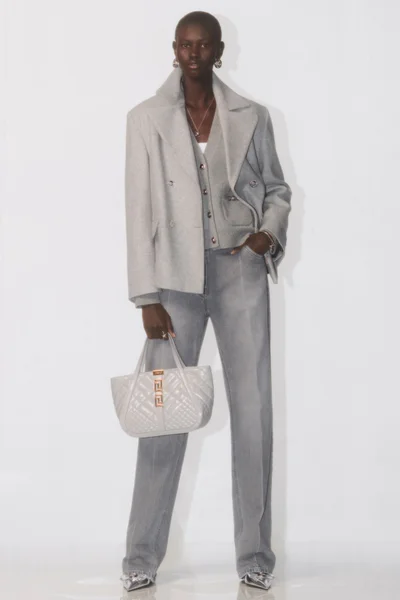 Look 3